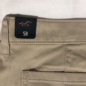 NWT Hollister beige cotton chinos
